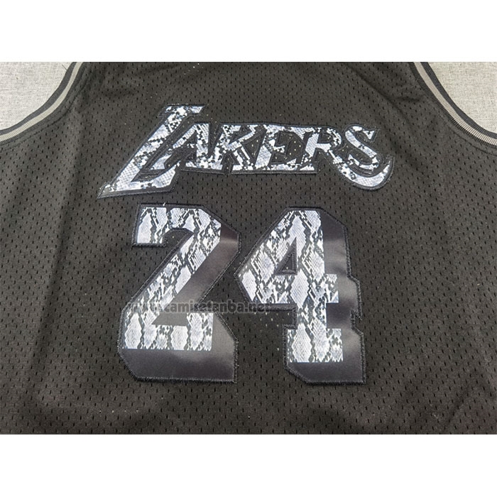 Camiseta Los Angeles Lakers Kobe Bryant #24 Swingman Mitchell & Ness 1996-97 Negro